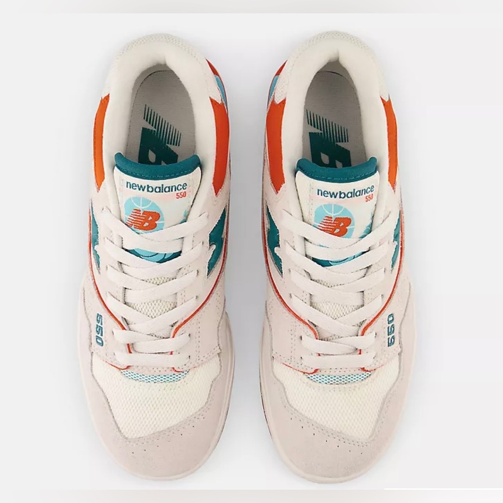 NWT New Balance 550 Sneakers Sea Salt Verdigris and Poppy Women’s Various Sizes - Picture 5 of 16